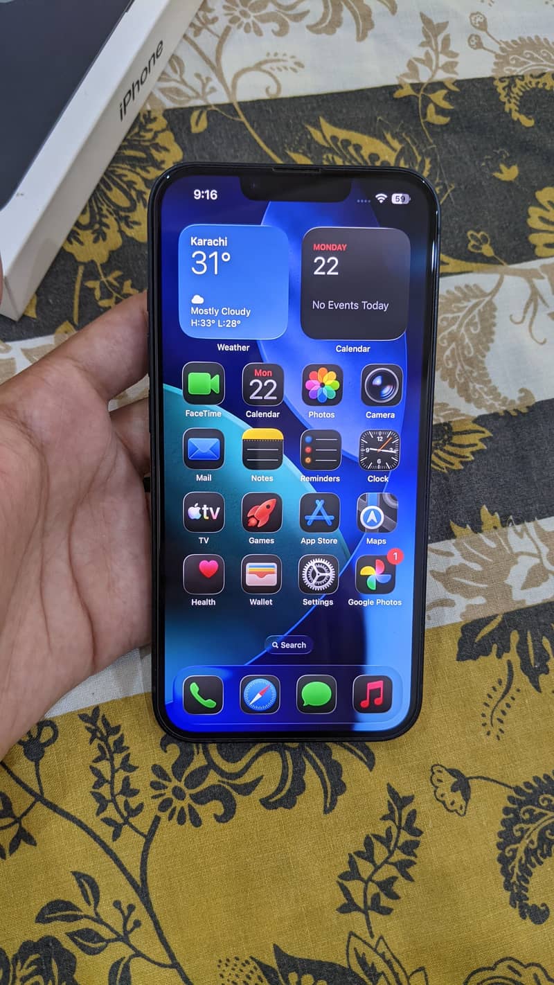 Apple iPhone 13 3