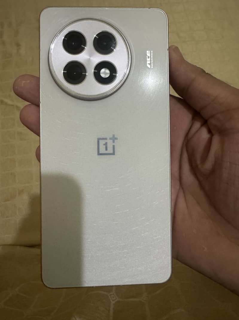 One Plus 13R 1