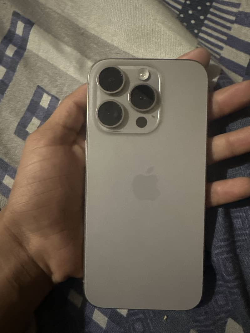 Apple iPhone 15 Pro 1