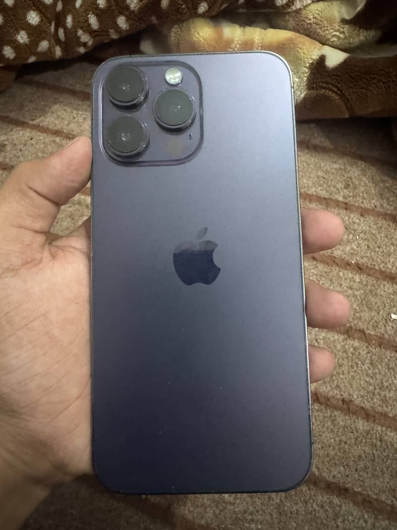 Apple iPhone 14 Pro Max 0