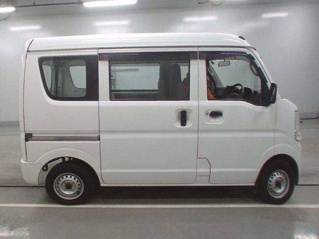 Suzuki Every 2017 11
