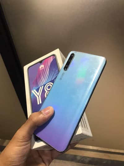 Huawei Y8p