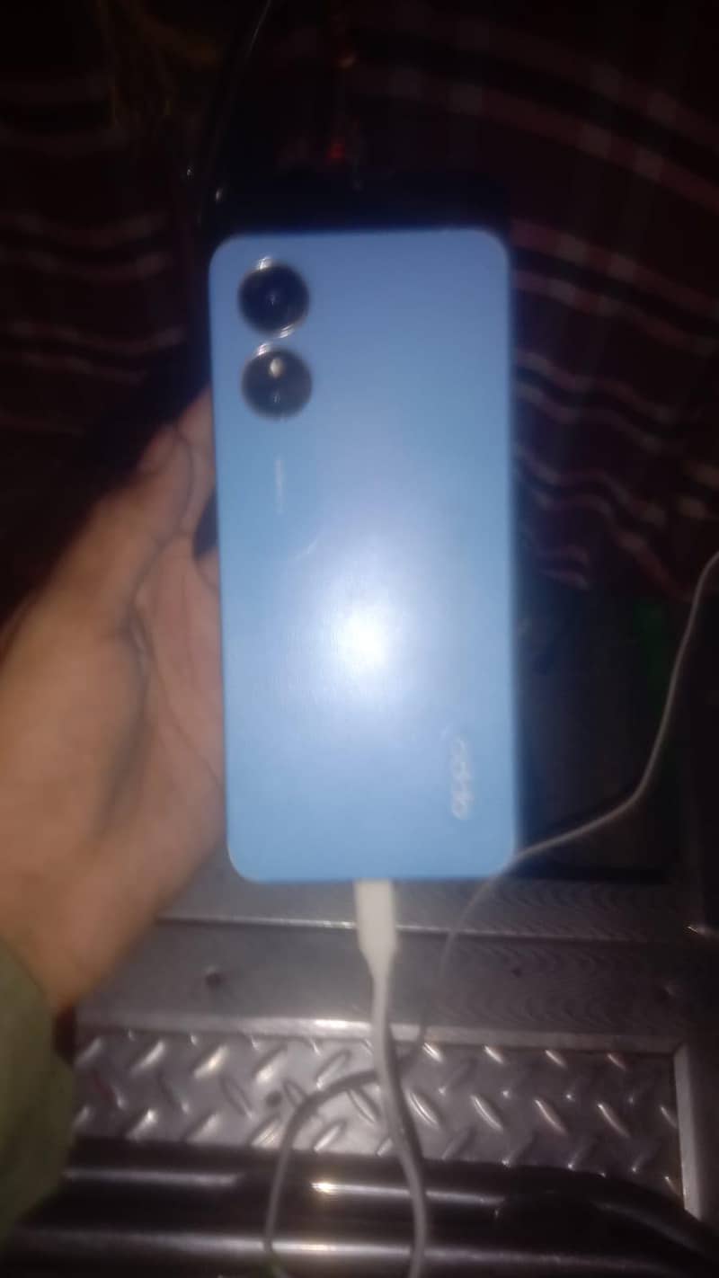OPPO A17 0