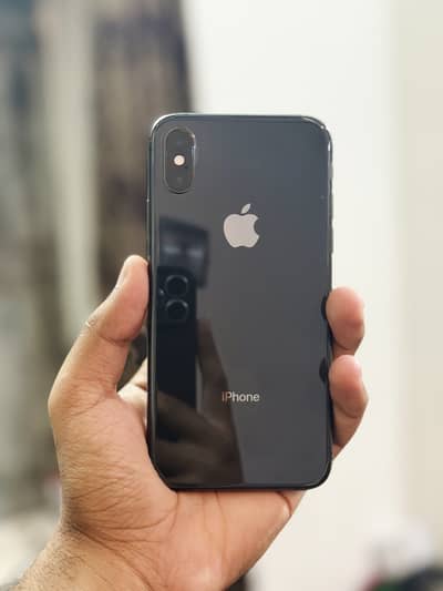 Apple iPhone Xs in mint condition original phone