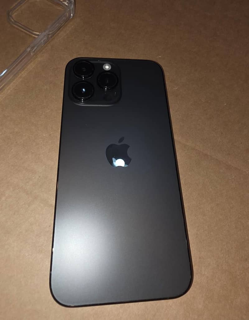 Apple iPhone 14 Pro Max 4