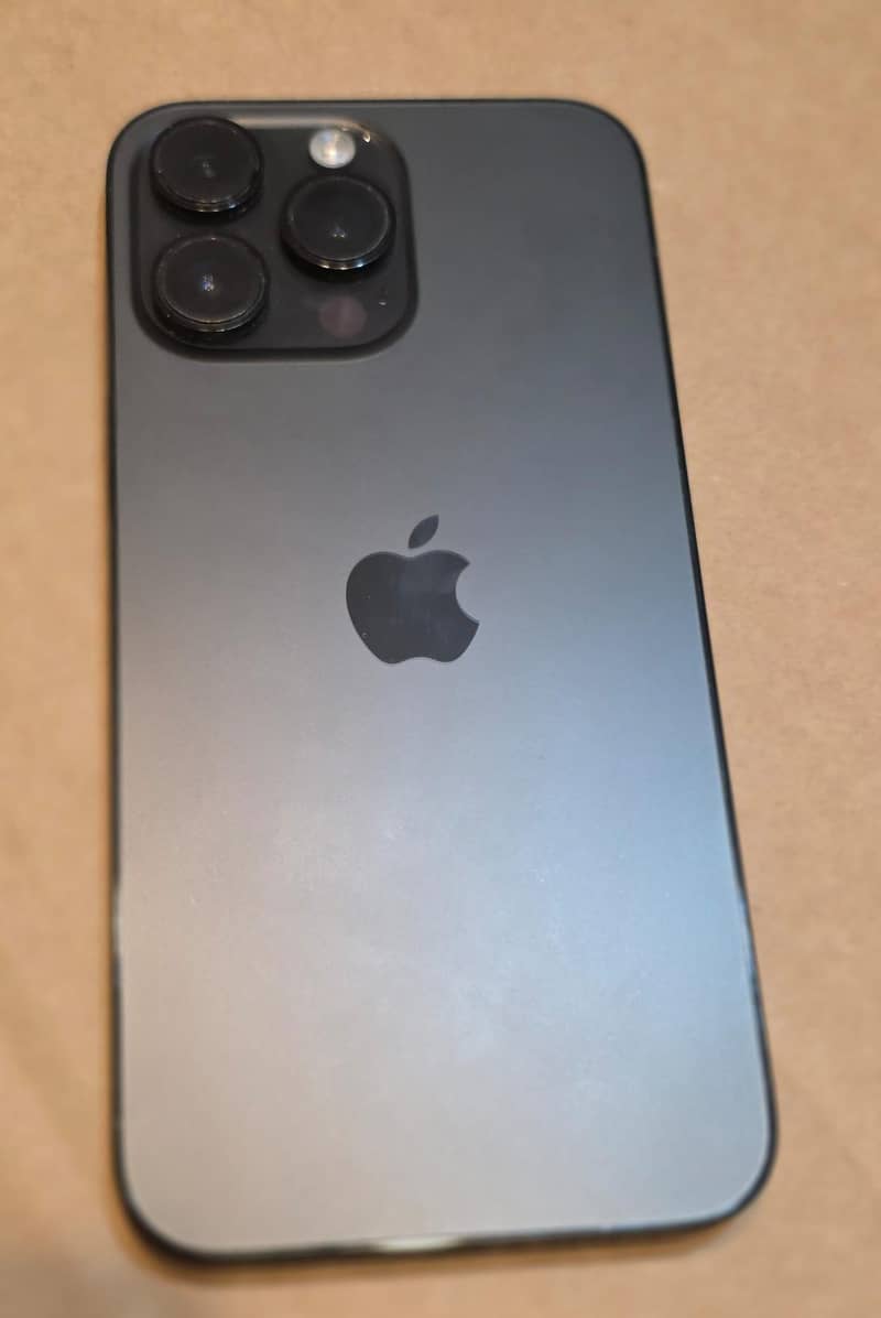 Apple iPhone 14 Pro Max 9