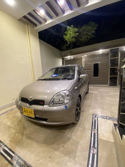 Toyota Vitz 2000