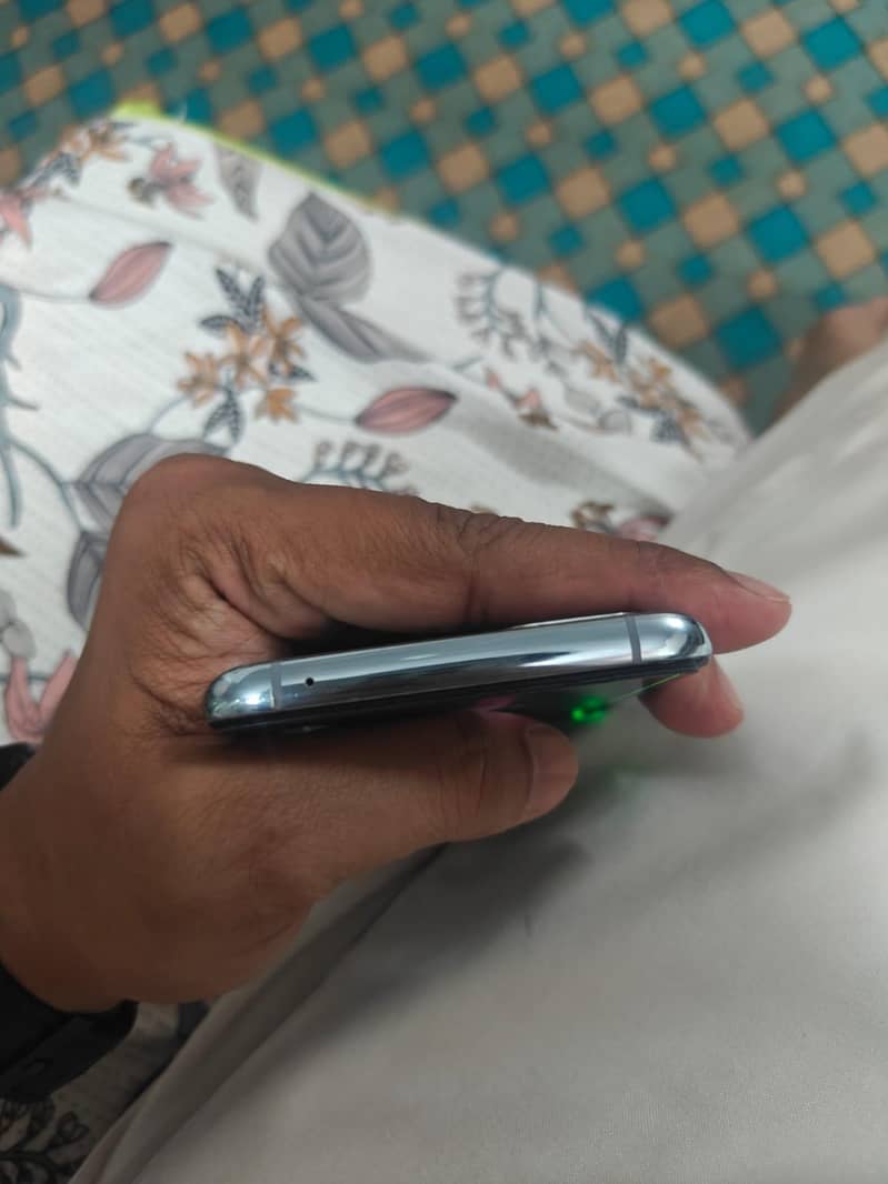 One Plus 8T 2