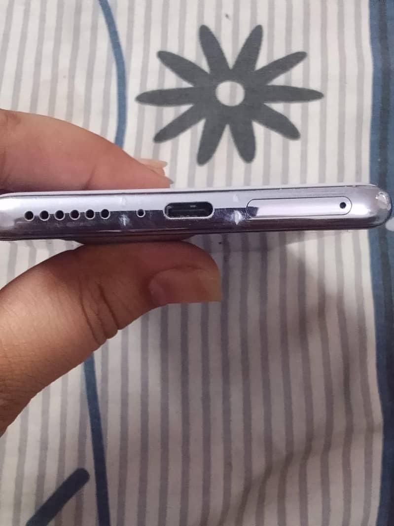 Xiaomi Redmi Note 15 Pro max 4