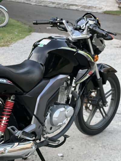 Suzuki GSX-R 125 )2023 Model)