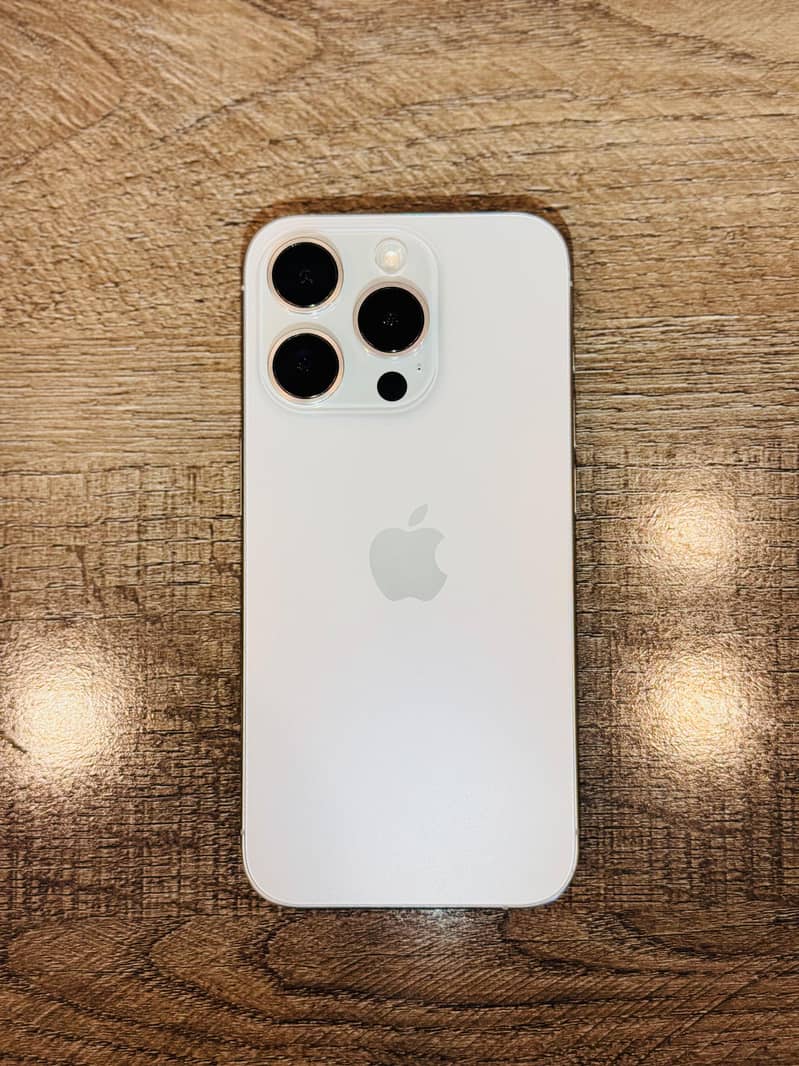 Apple iPhone 15 Pro 11