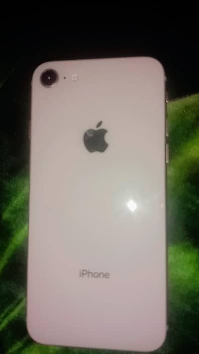 Apple iPhone 8