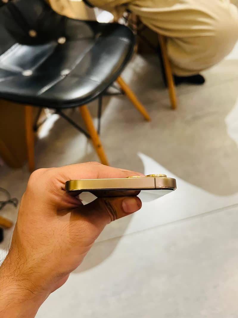 Apple iPhone 12 Pro Max 3