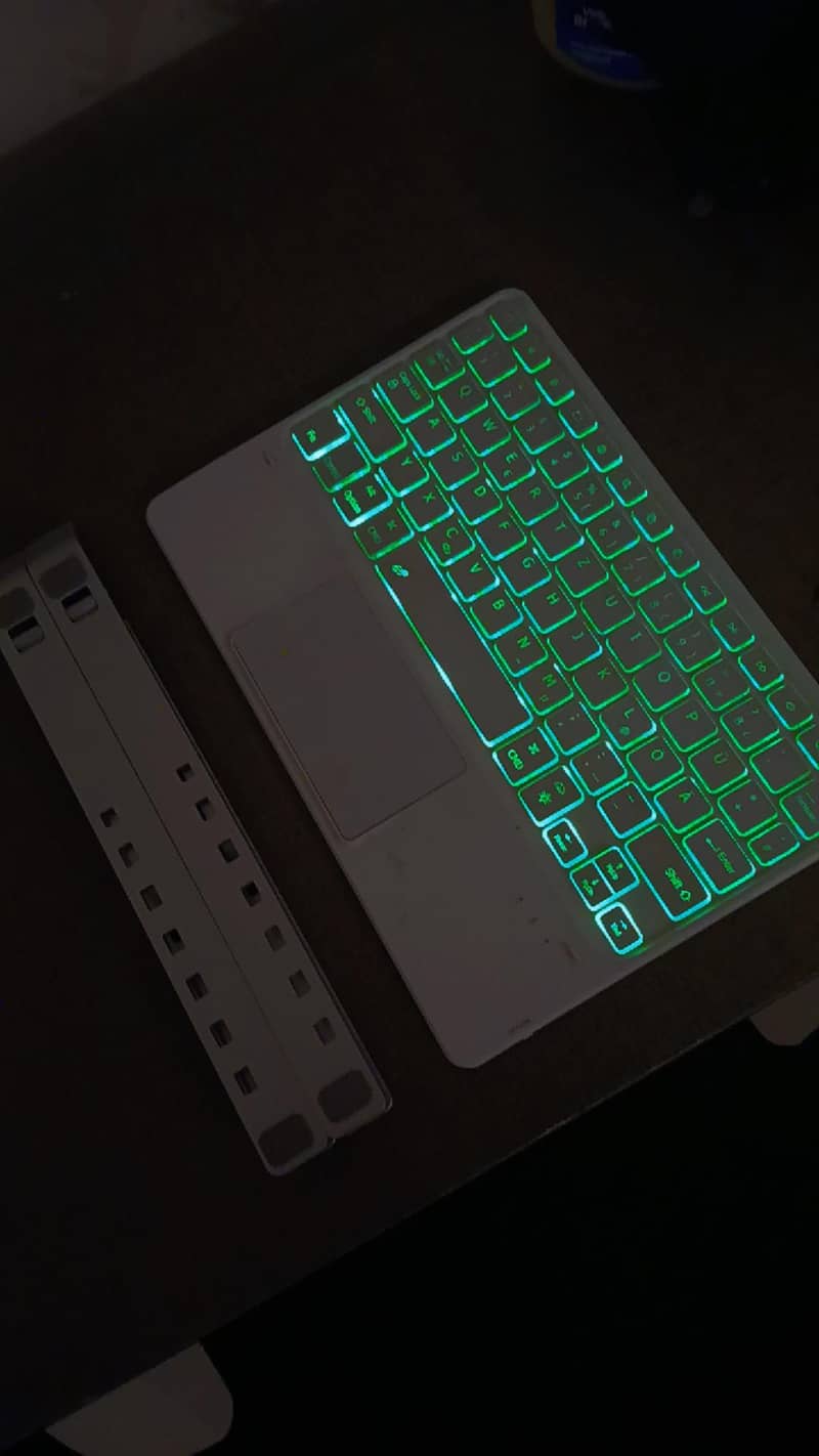 Wireless keyboard 1