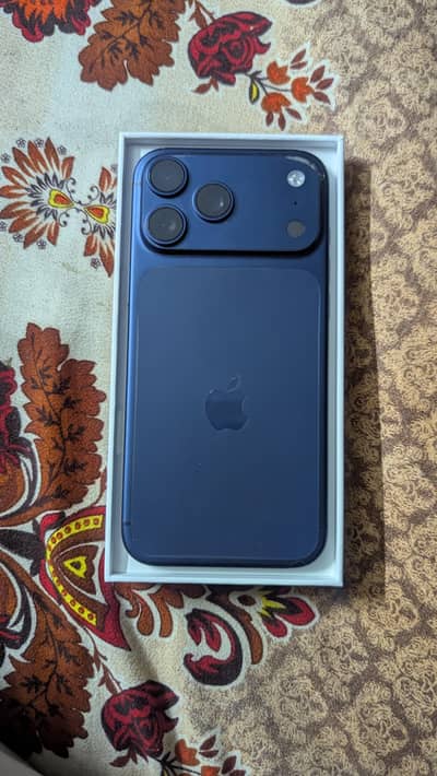 Apple iPhone 17 Pro Max deep blue 256