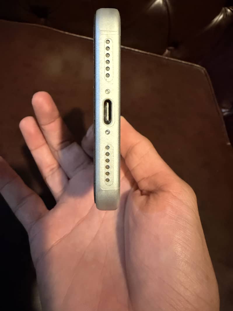 Apple iPhone 17 Pro Max 3