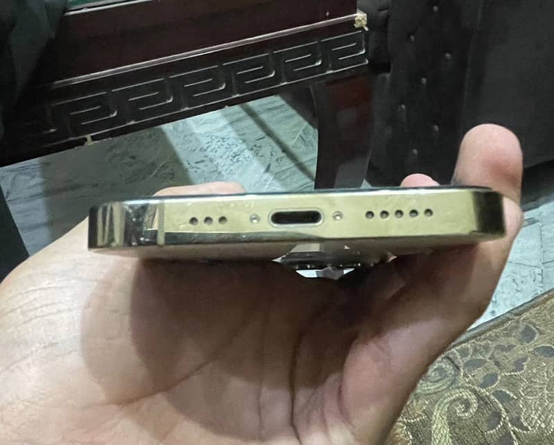 Apple iPhone 13 Pro 5