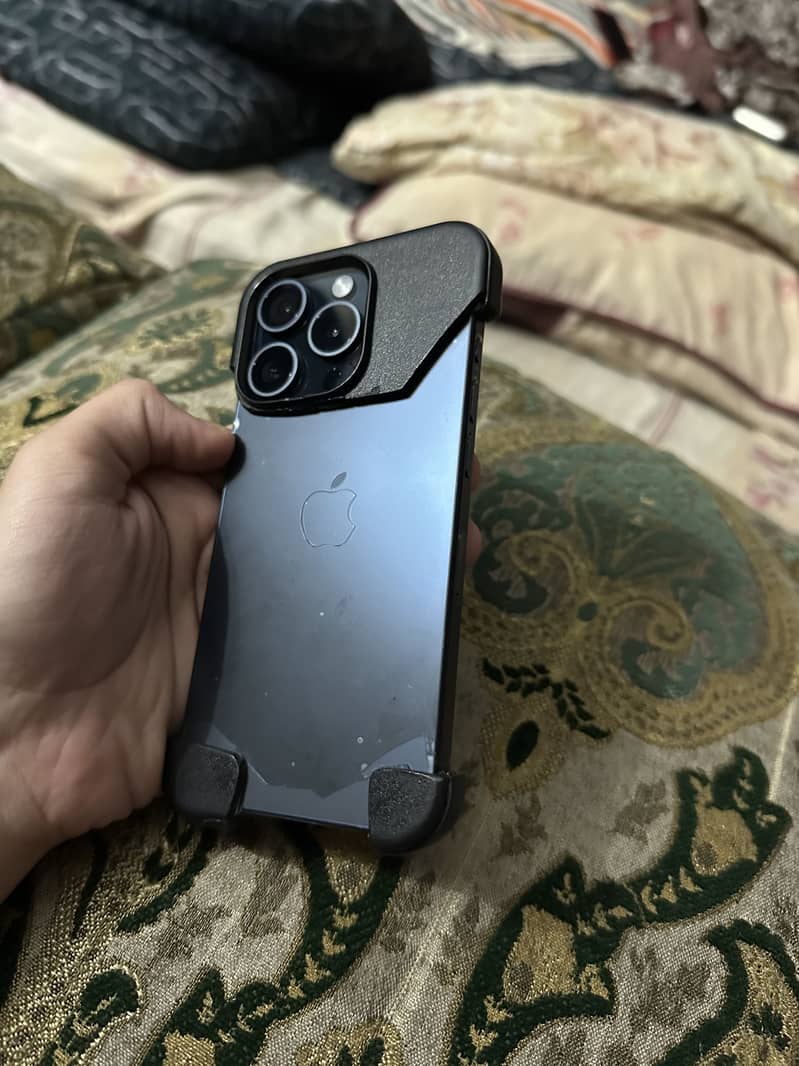 Apple iPhone 15 Pro 5
