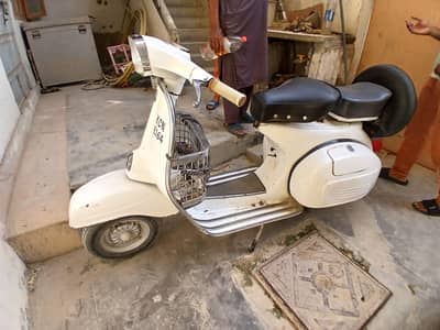 PIAIGO VESPA 150 CC , Collectors Item