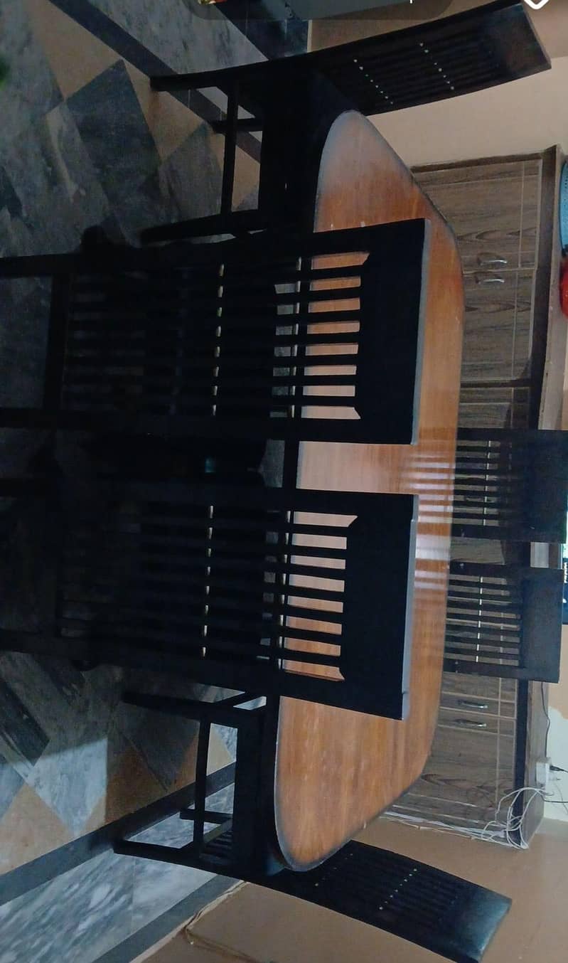 Dining table 4