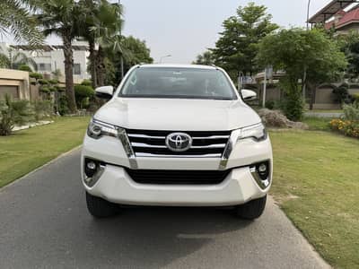 Toyota fortuner copletee orignel front back lits with bumpers