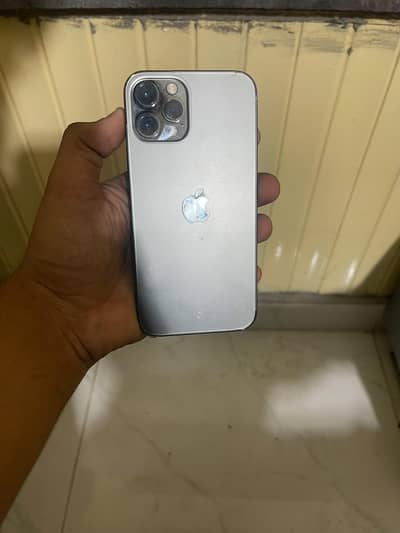 Apple iPhone 12 Pro