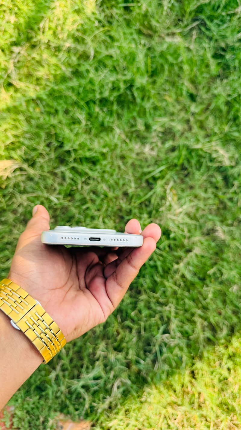 Apple iPhone 17 Pro Max 1