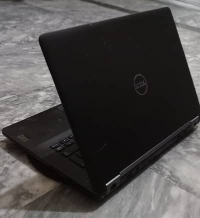 Dell E7470 Core i5 6th Gen | Slim Laptop with Outstanding Battery Life