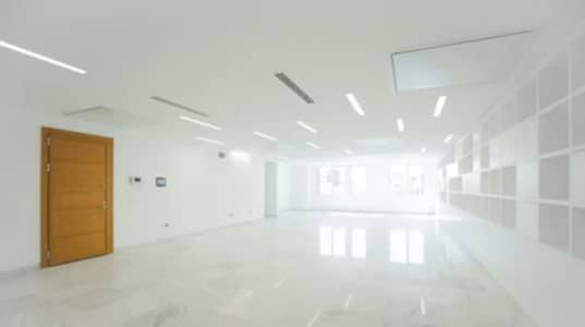 5 MARLA GROUND FLOOR FULL HALL FOR RENT