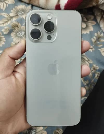 I Phone 16 Pro Max Non Pta Natural Titanium 256 GB Only Phone Or Cable