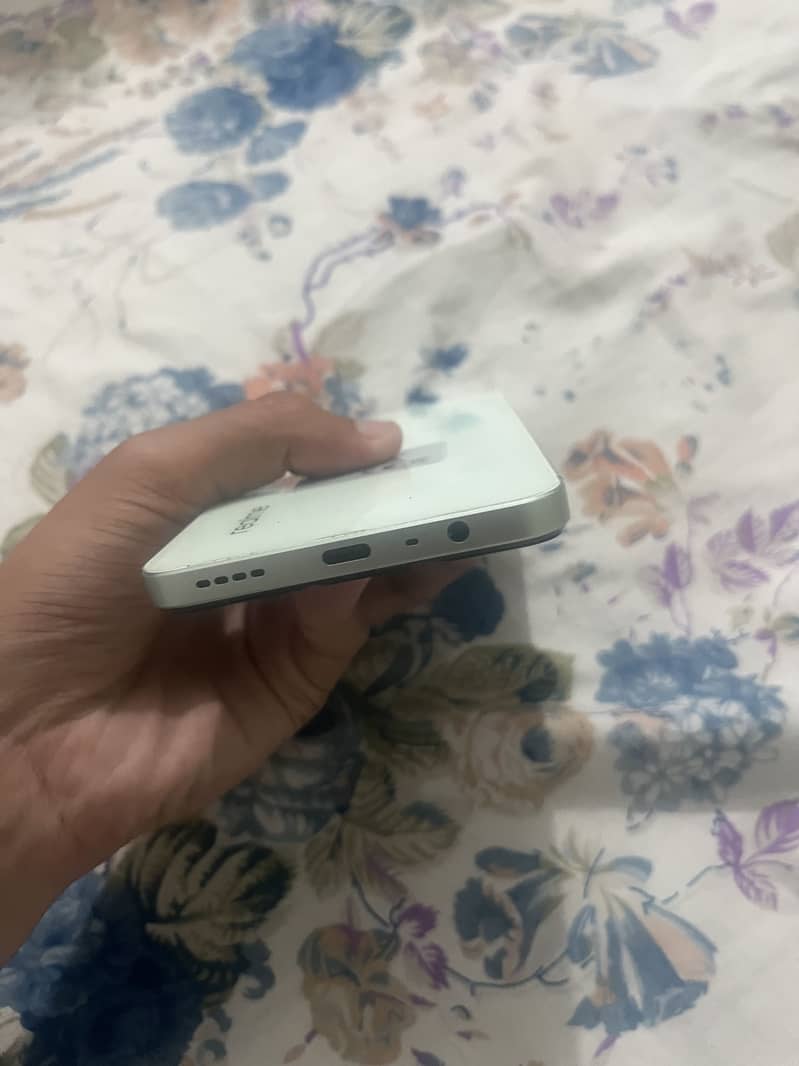 Realme Note 60x 4