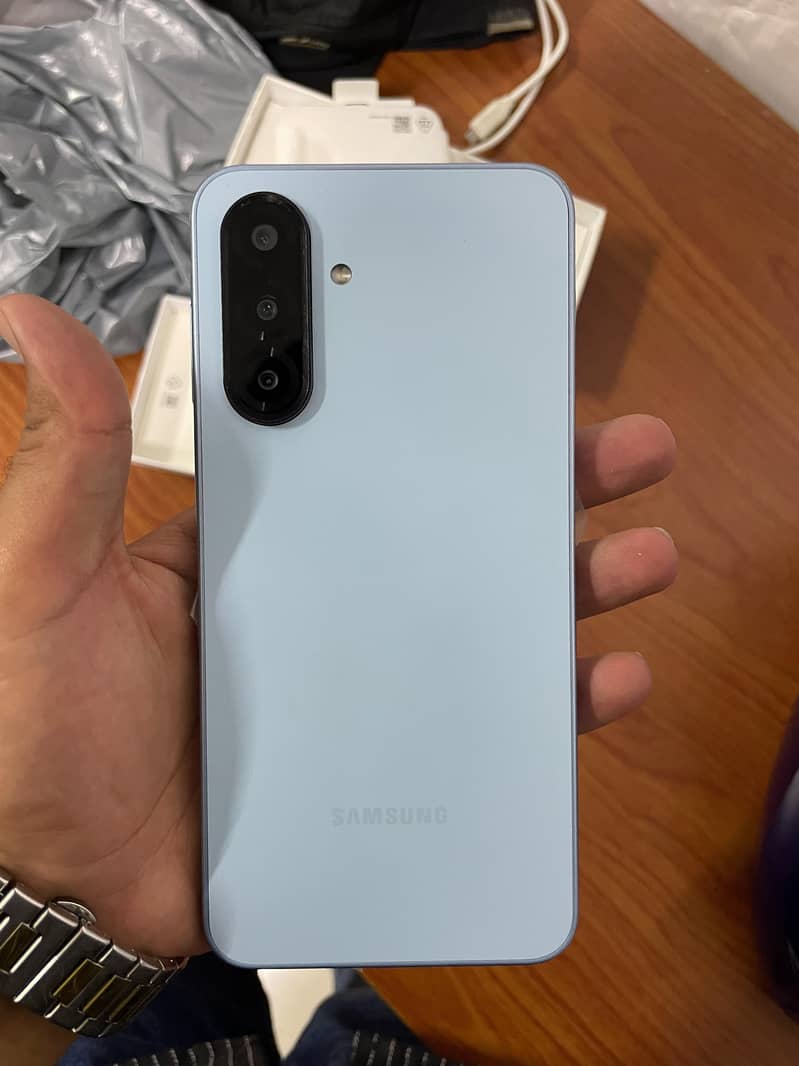 Samsung a17 3