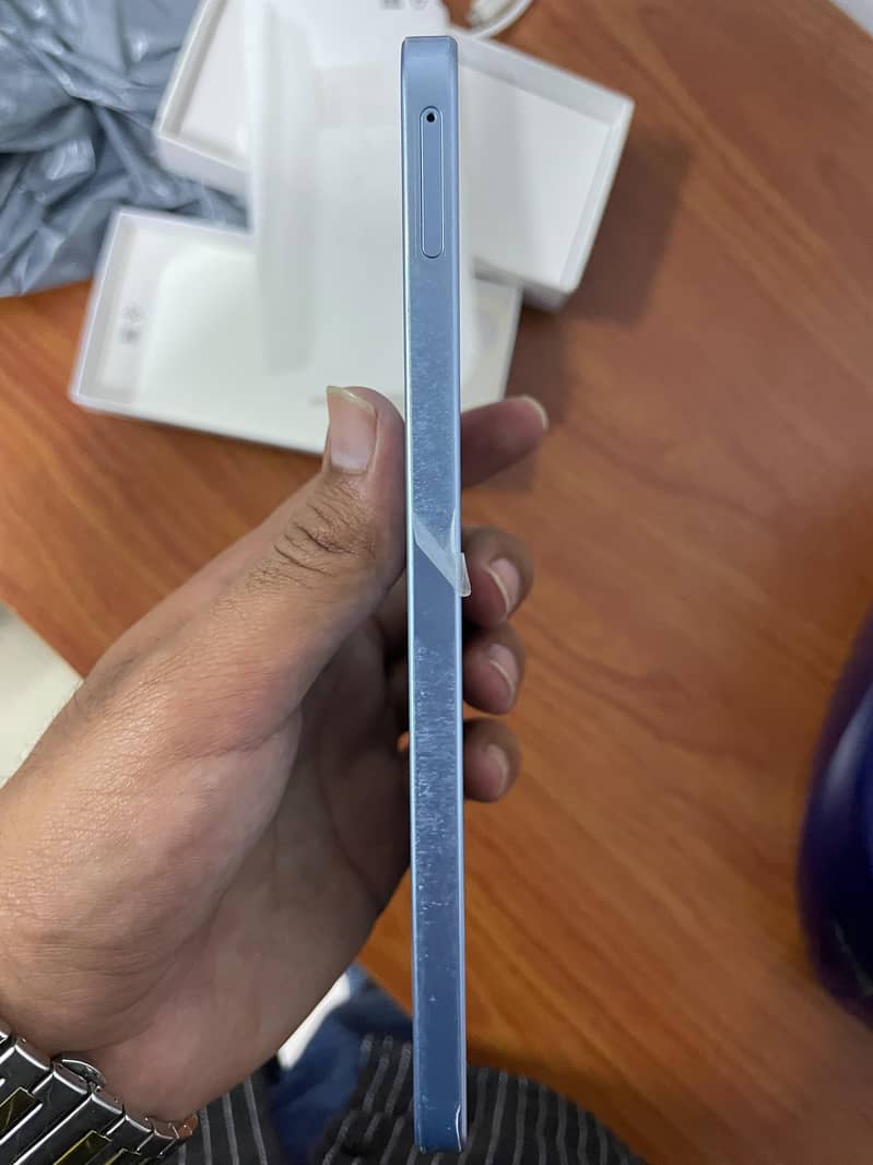 Samsung a17 4