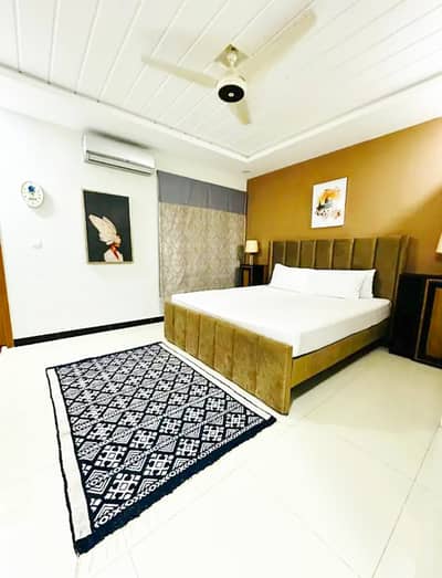 Luxury Apartment for Rent in Bahria Town Lahore