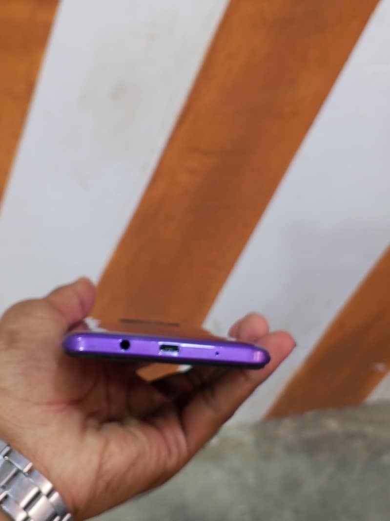 Tecno Spark 6 1