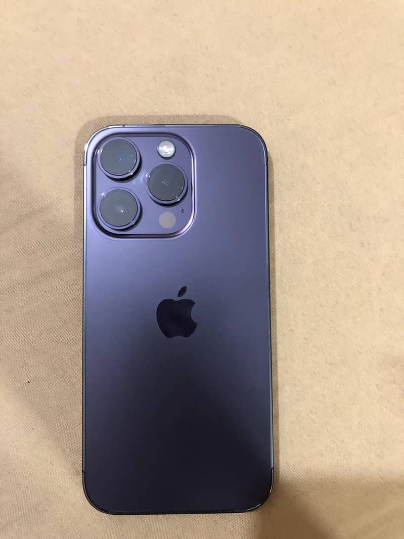 Apple iPhone 14 Pro 1