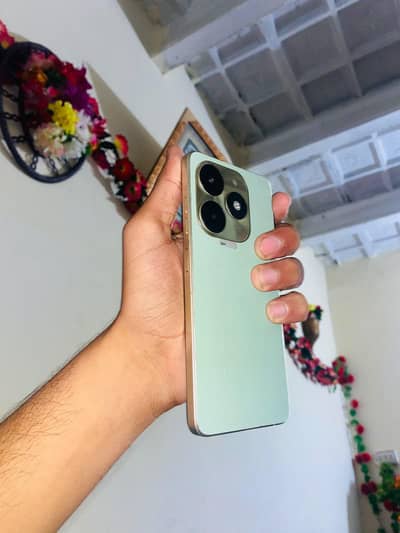 Tecno Spark 20 C 4 gb ram 127 rom
