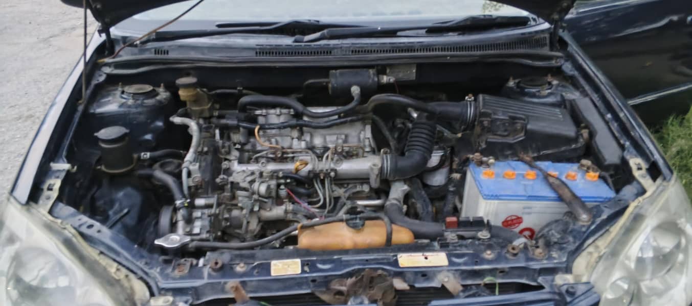 Corolla  2D saloon 2005 model 6