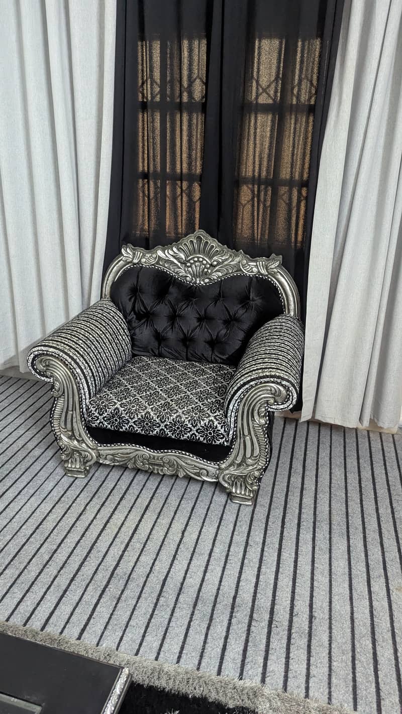 7 Sofa Set with 2 Side Tables 2