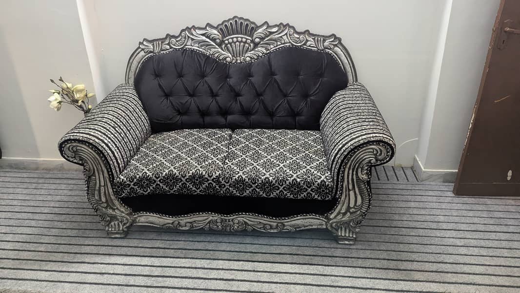 7 Sofa Set with 2 Side Tables 3