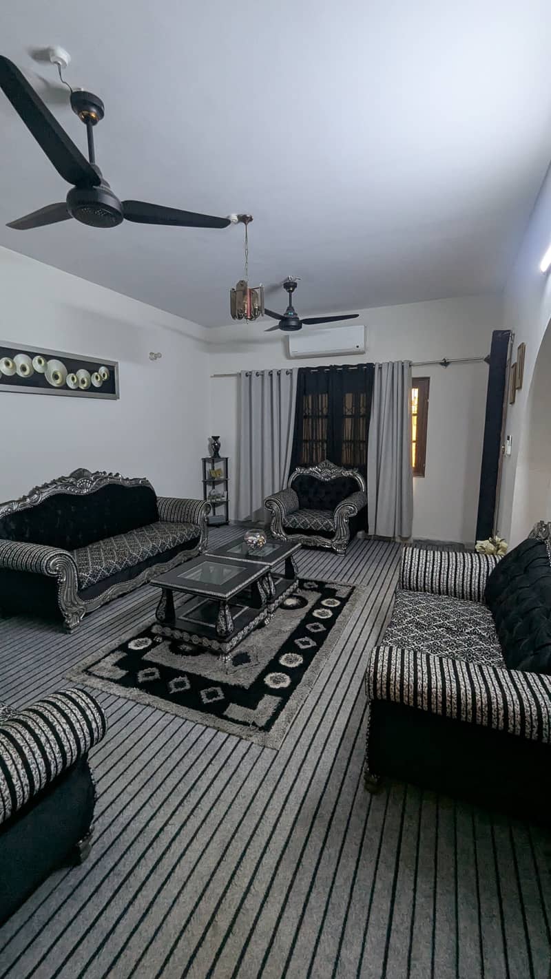 7 Sofa Set with 2 Side Tables 5