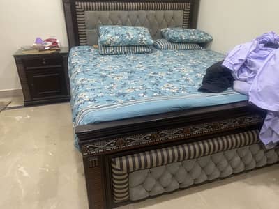 Bedset new condition with mattress