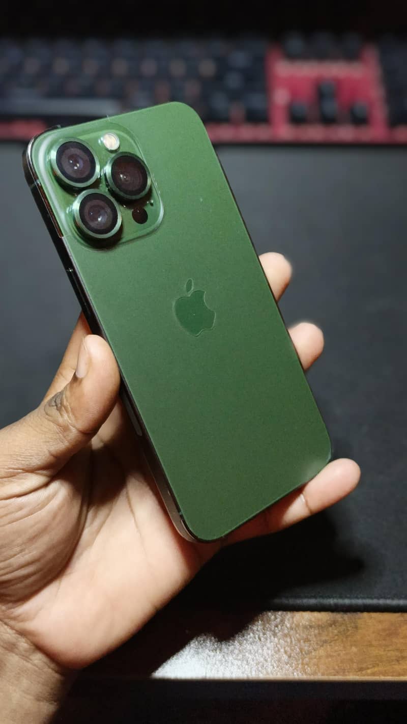 iphone 13 Pro JV 10/10 condition 2
