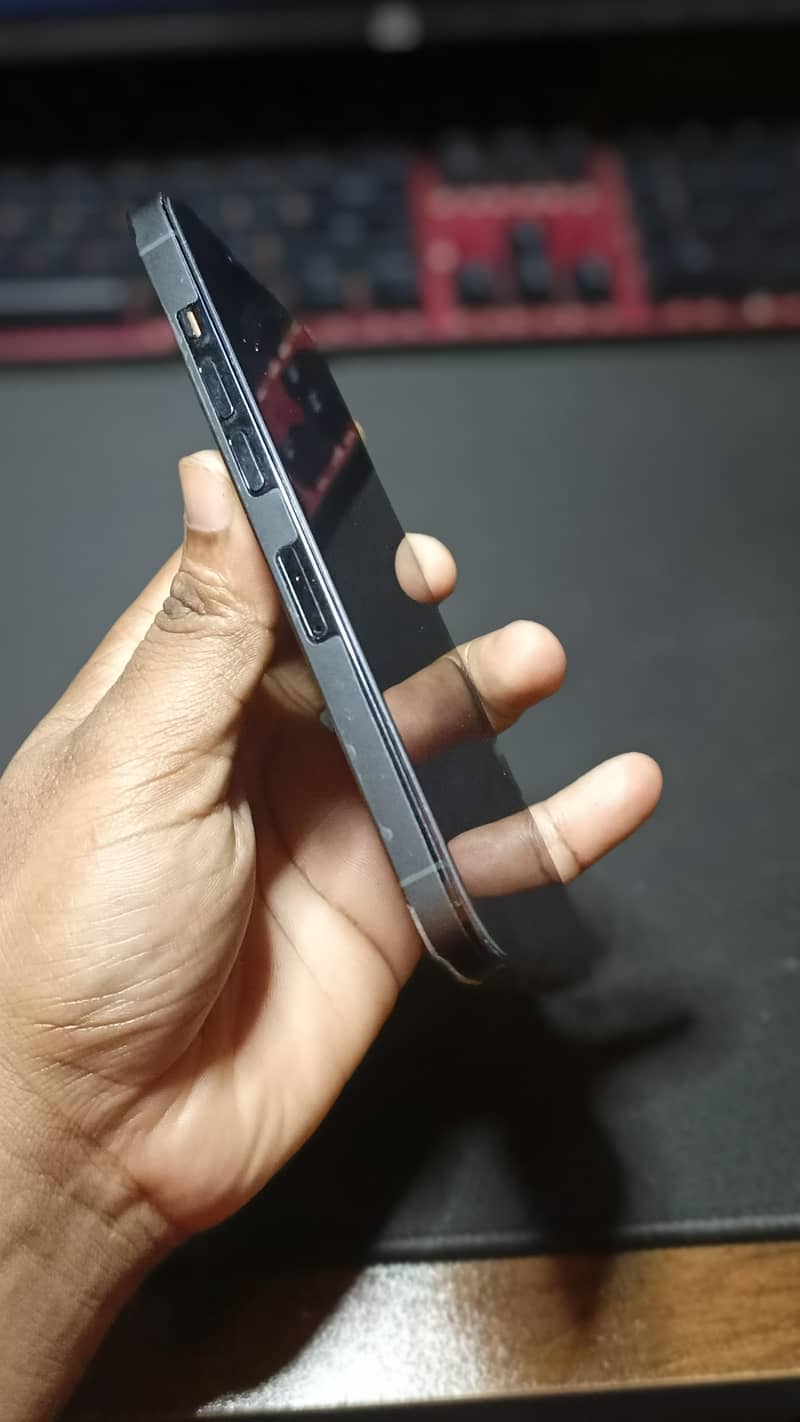 iphone 13 Pro JV 10/10 condition 4