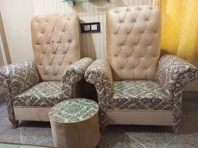 Sofa and coffee table 6