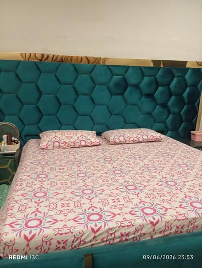 Bed with dressing table without mattress