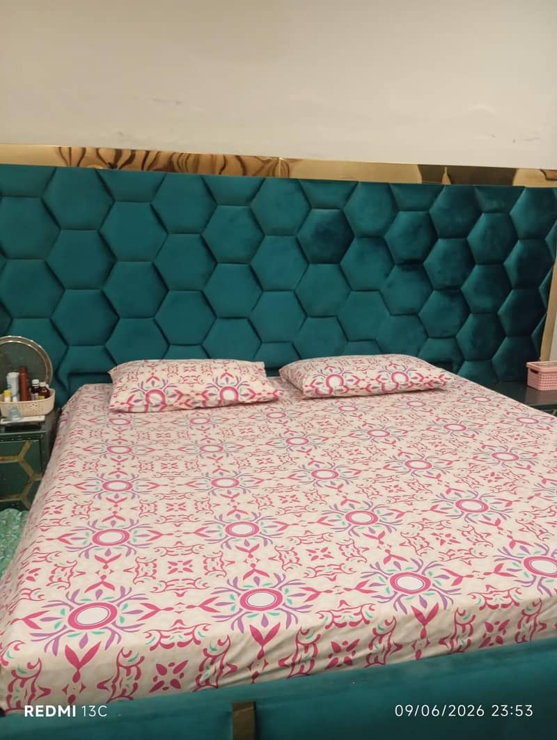 Bed with dressing table without mattress 0