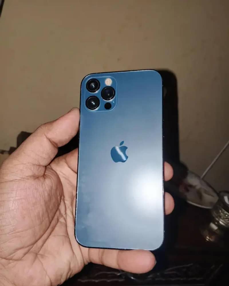 Apple iPhone 12 Pro 2