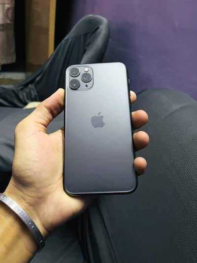 iPhone 11 Pro 256Gb Factory Unlock Genuine