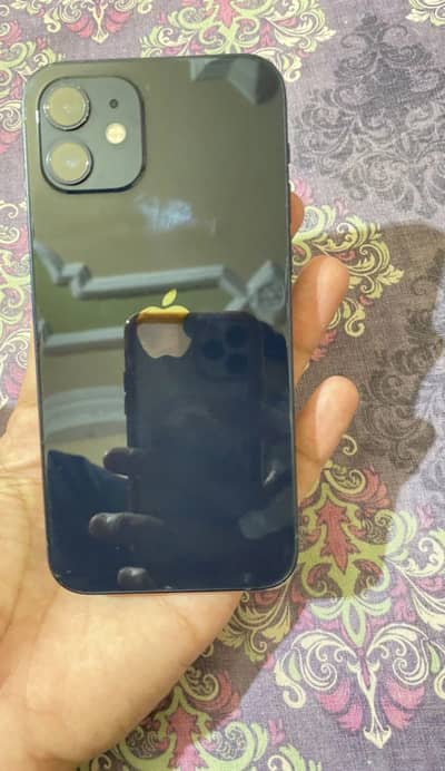 Apple iPhone 12